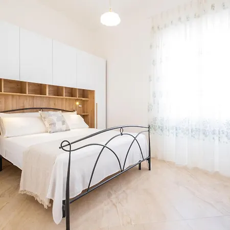Casina Alemanno By Hdsalento Montesardo